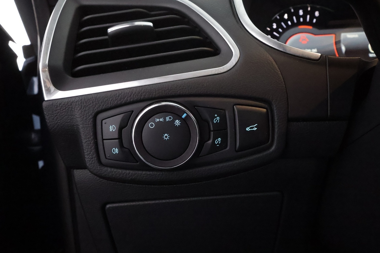Ford S-MAX vaihtoauto
