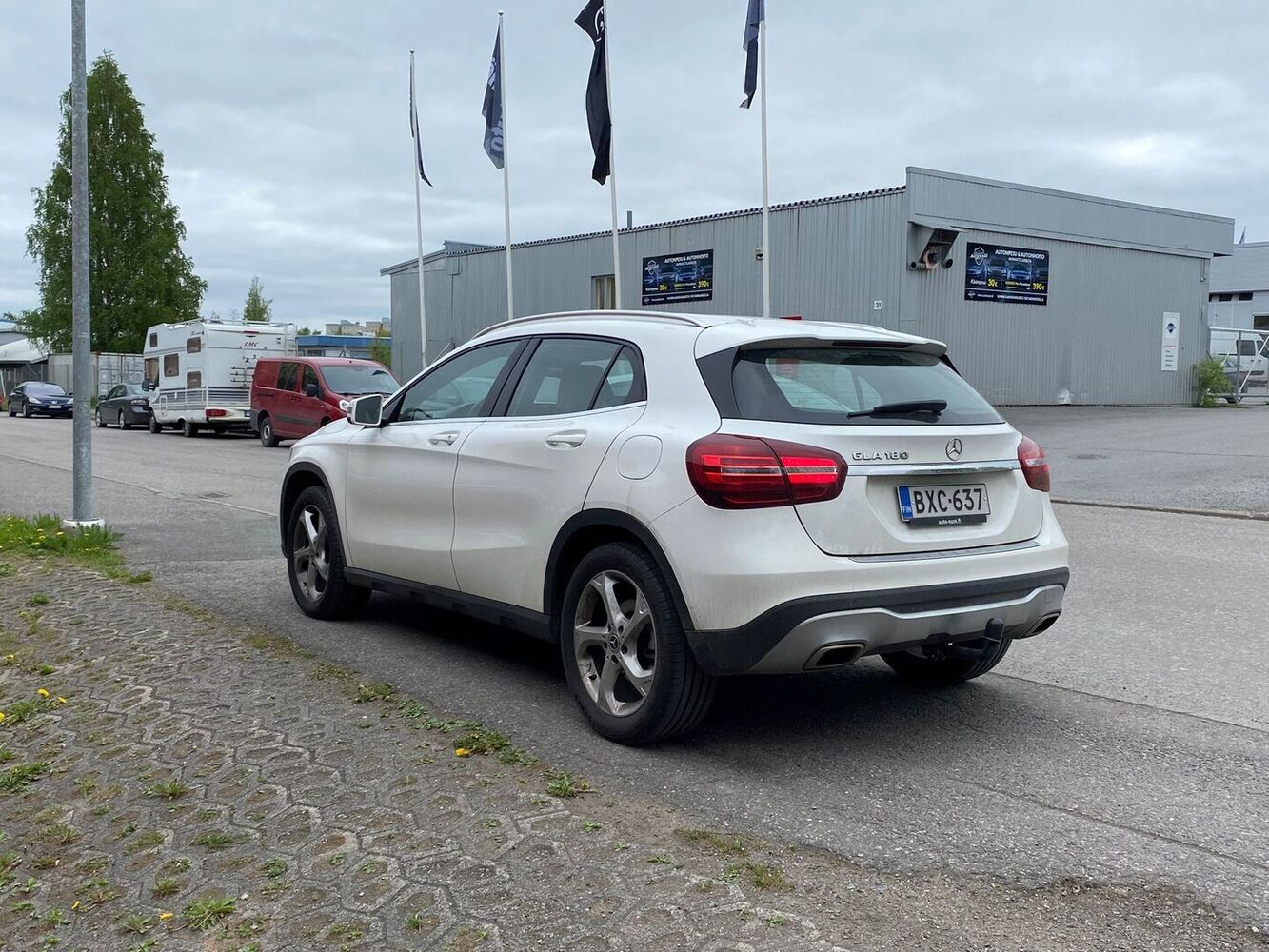 Mercedes-Benz GLA vaihtoauto