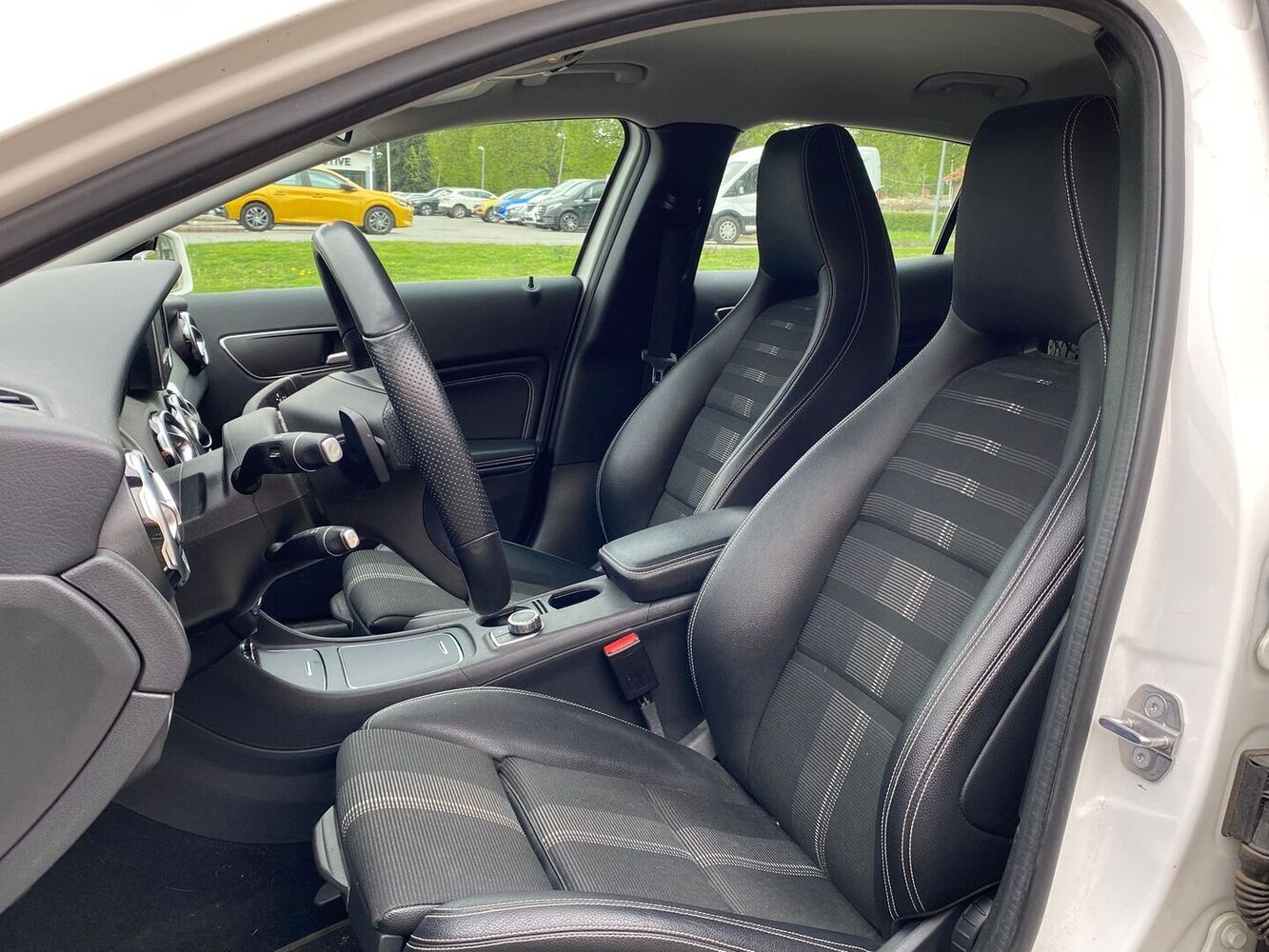 Mercedes-Benz GLA vaihtoauto