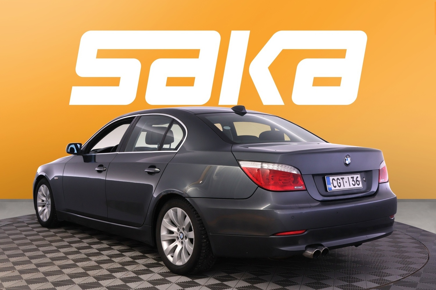 BMW 520 vaihtoauto