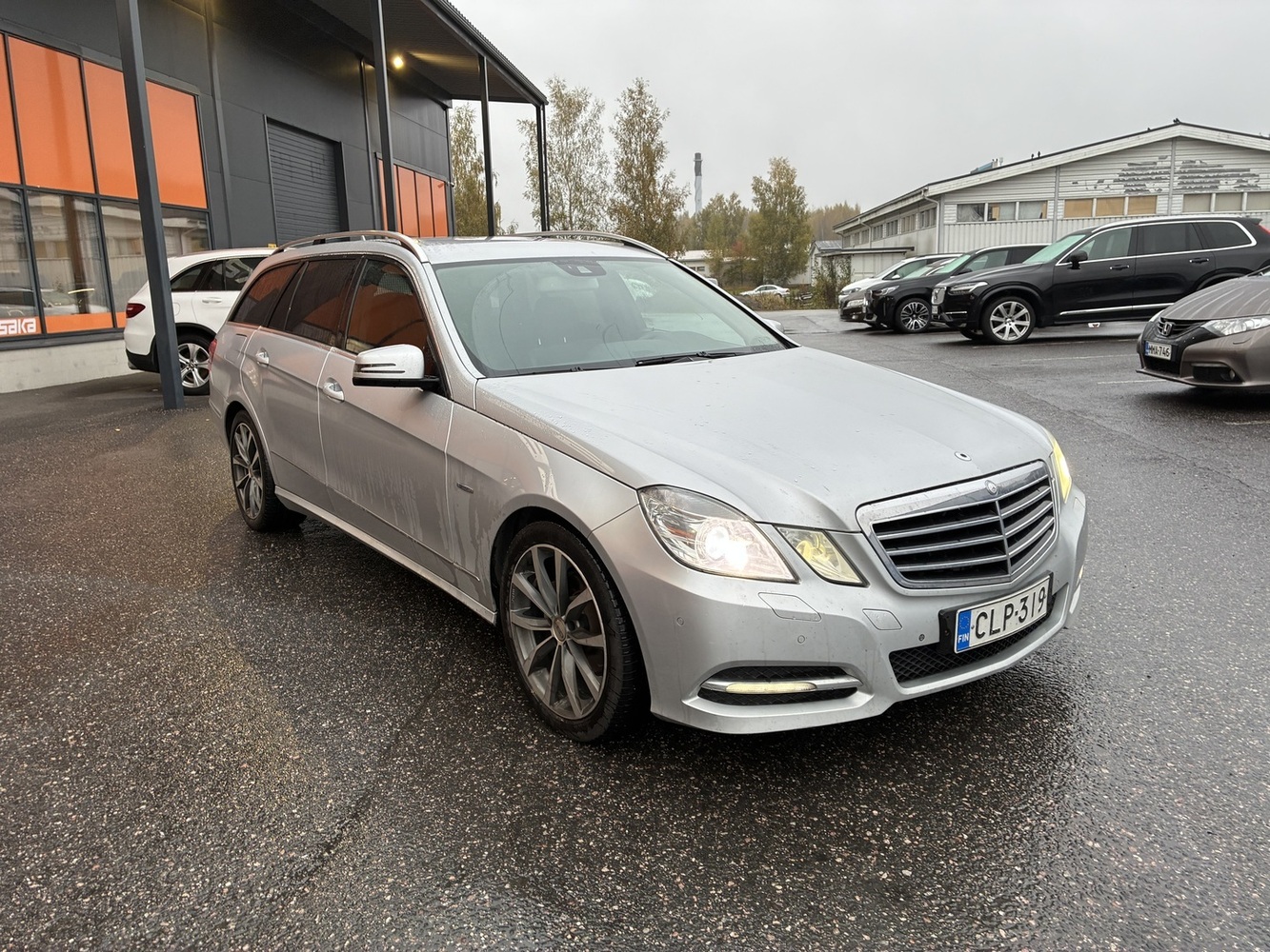 Mercedes-Benz E vaihtoauto