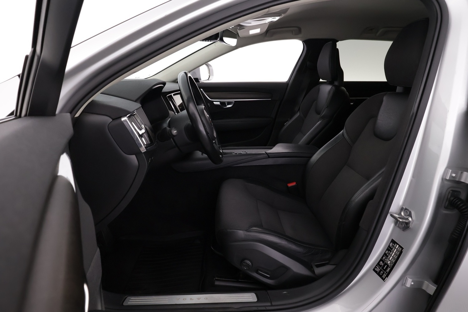 Volvo V90 Cross Country vaihtoauto