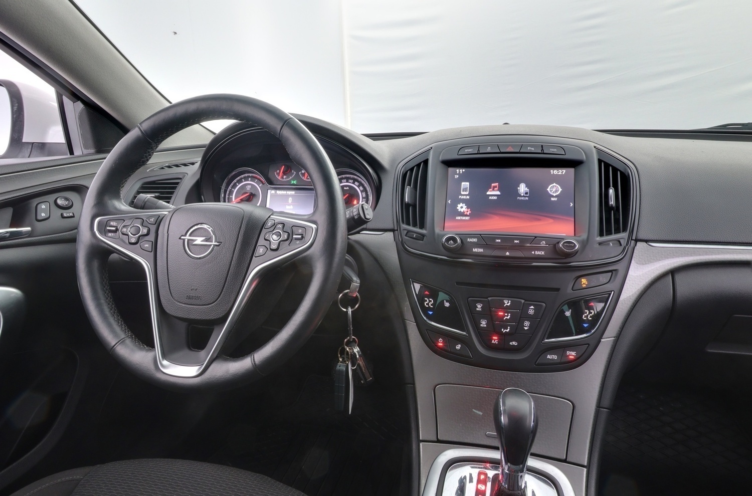 Opel Insignia vaihtoauto