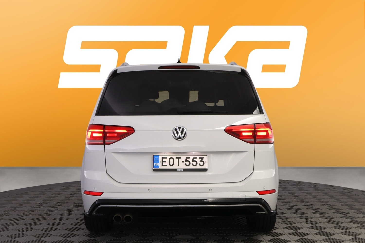Volkswagen Touran vaihtoauto