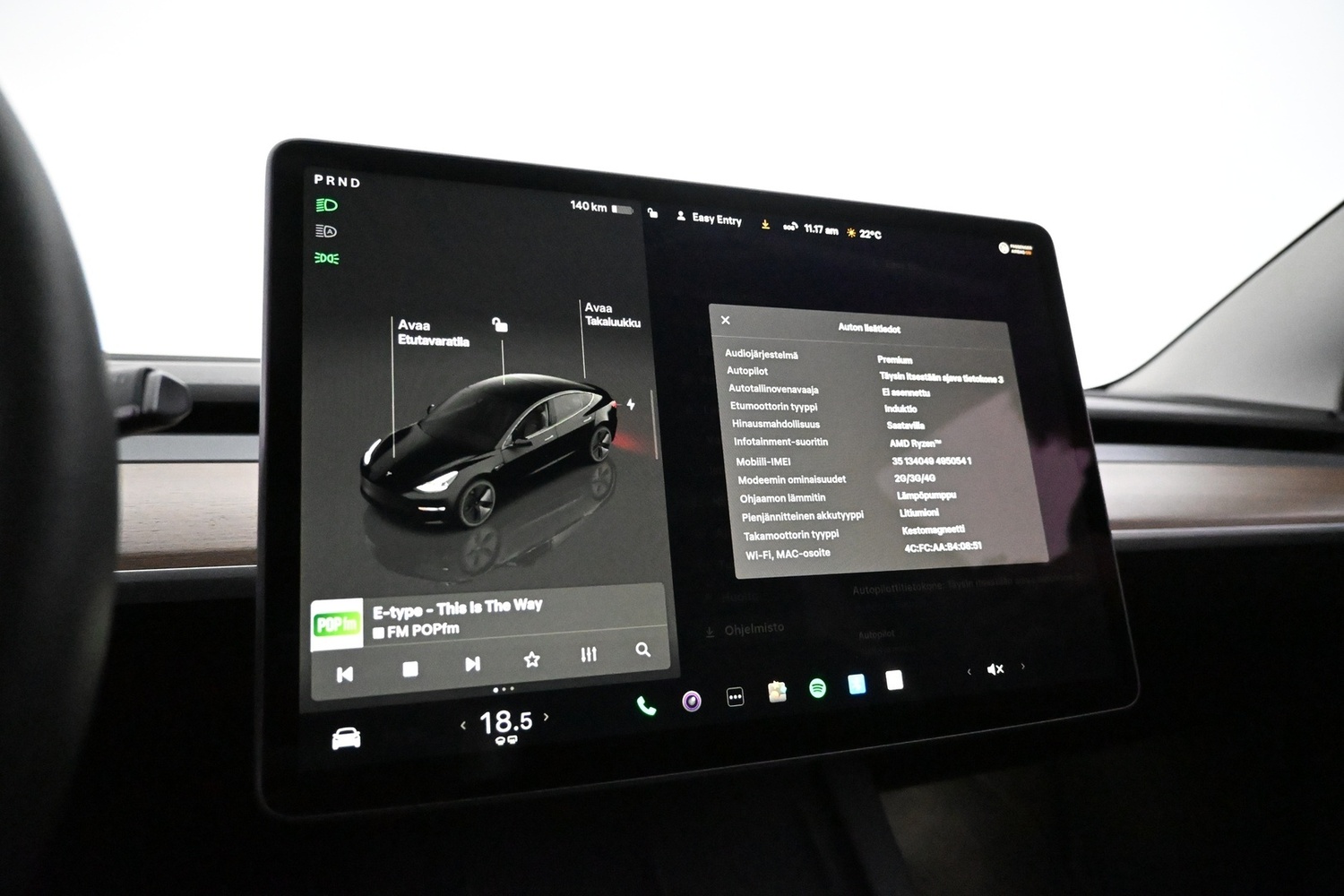 Tesla Model 3 vaihtoauto