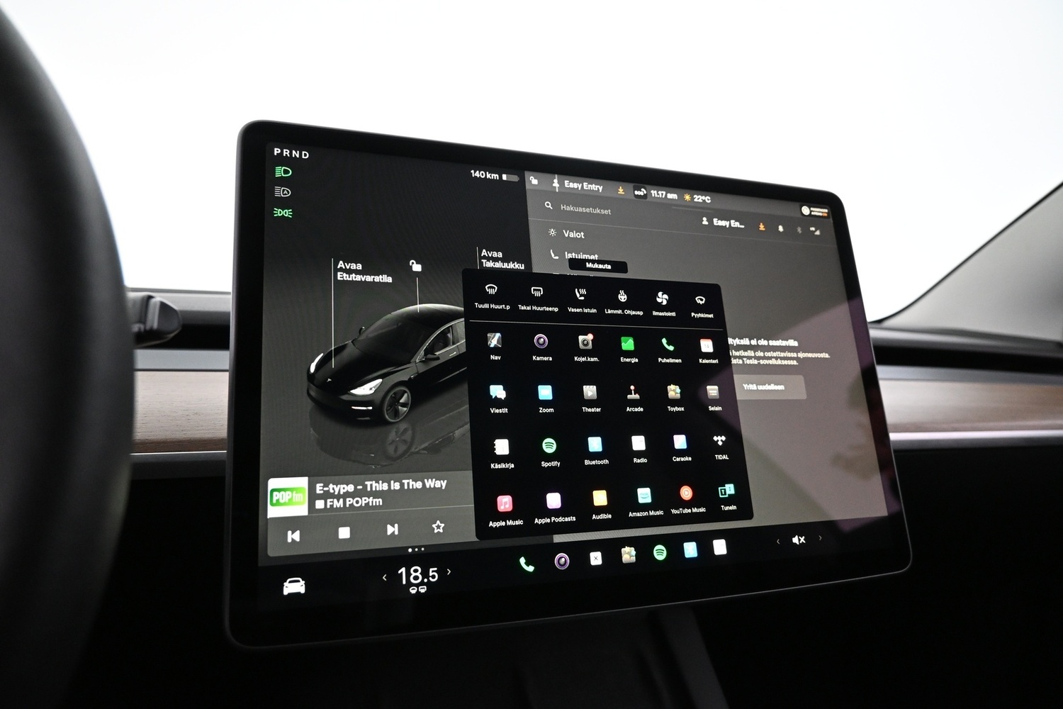 Tesla Model 3 vaihtoauto