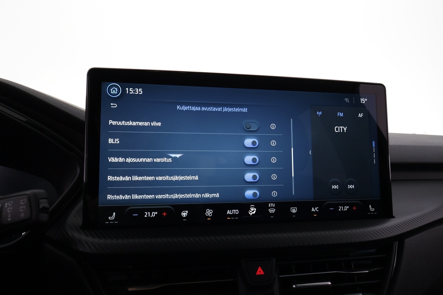 Ford Kuga vaihtoauto