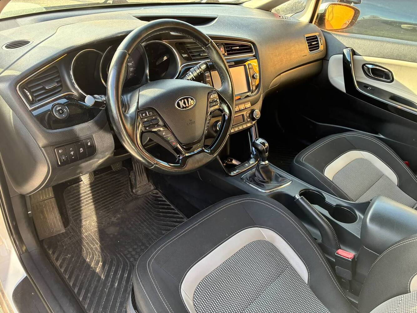 Kia Ceed vaihtoauto