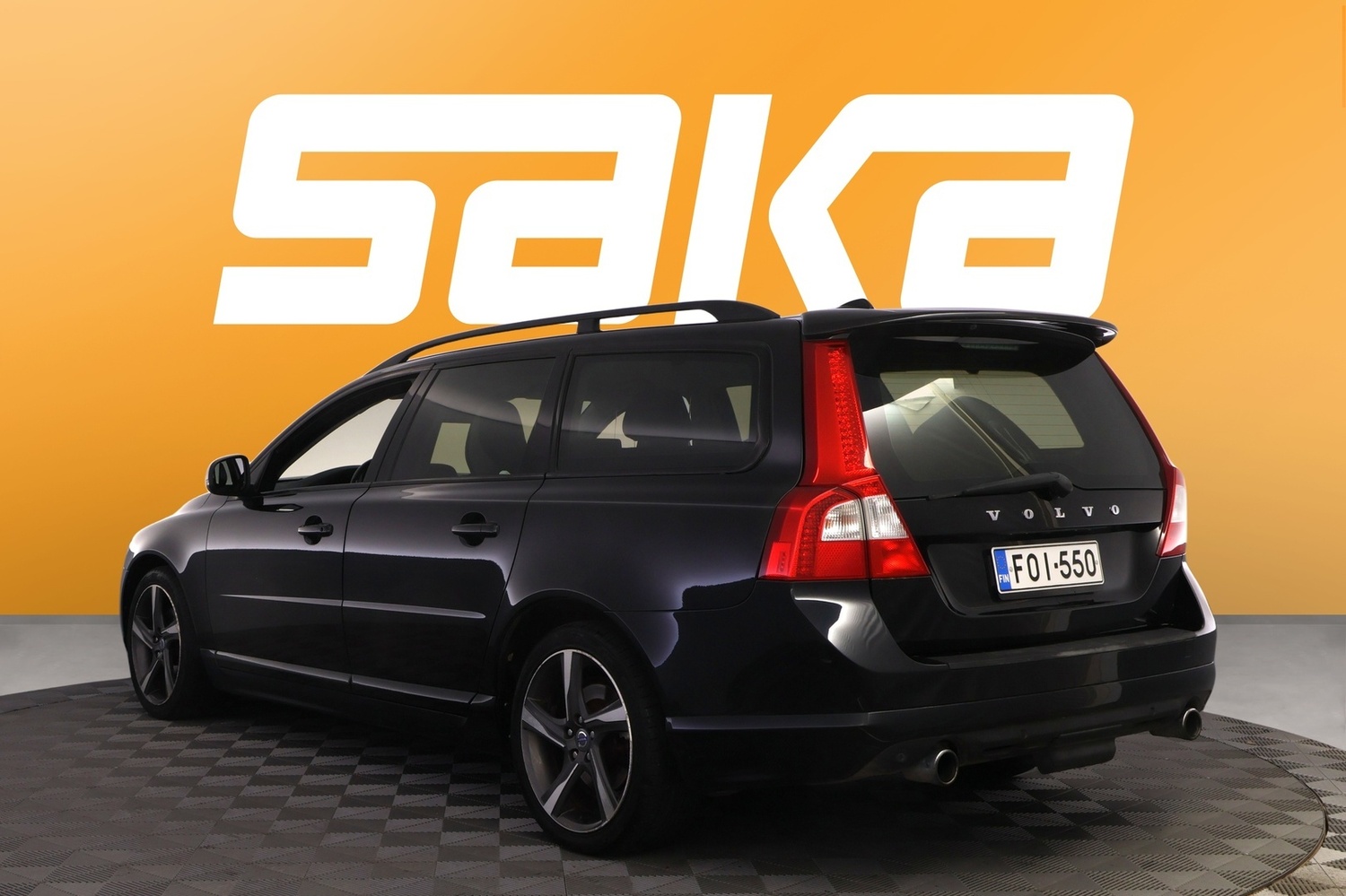 Volvo V70 vaihtoauto