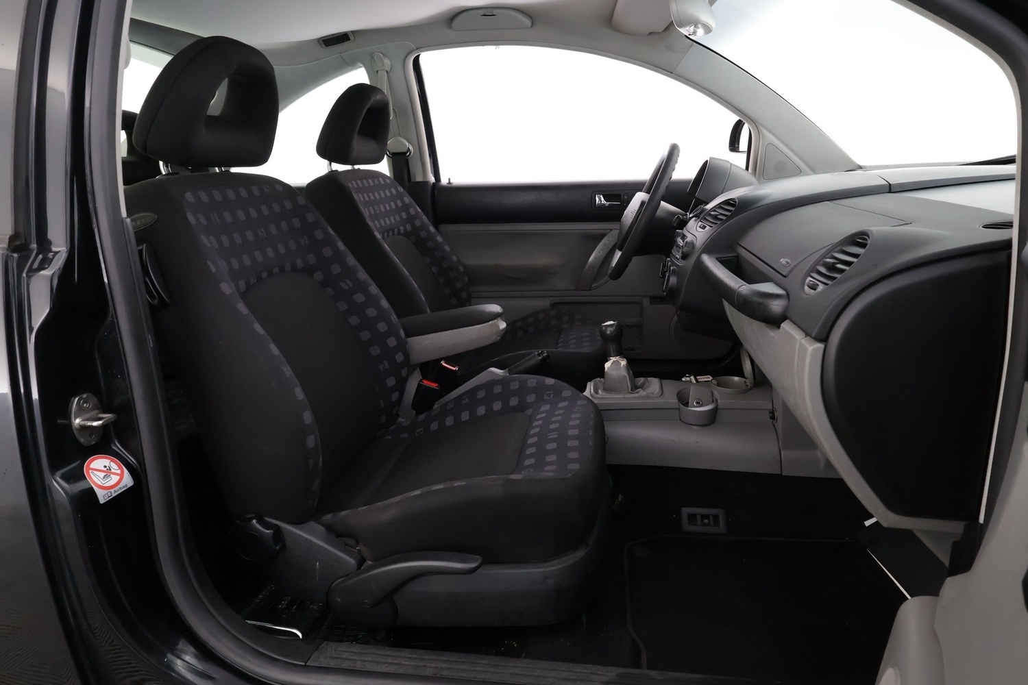 Volkswagen New Beetle vaihtoauto