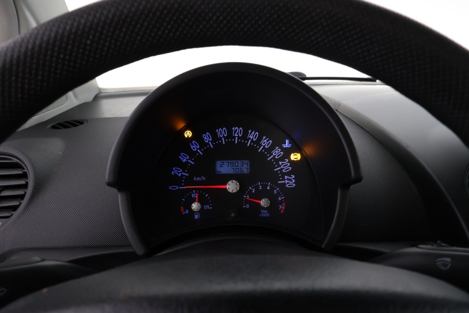 Volkswagen New Beetle vaihtoauto