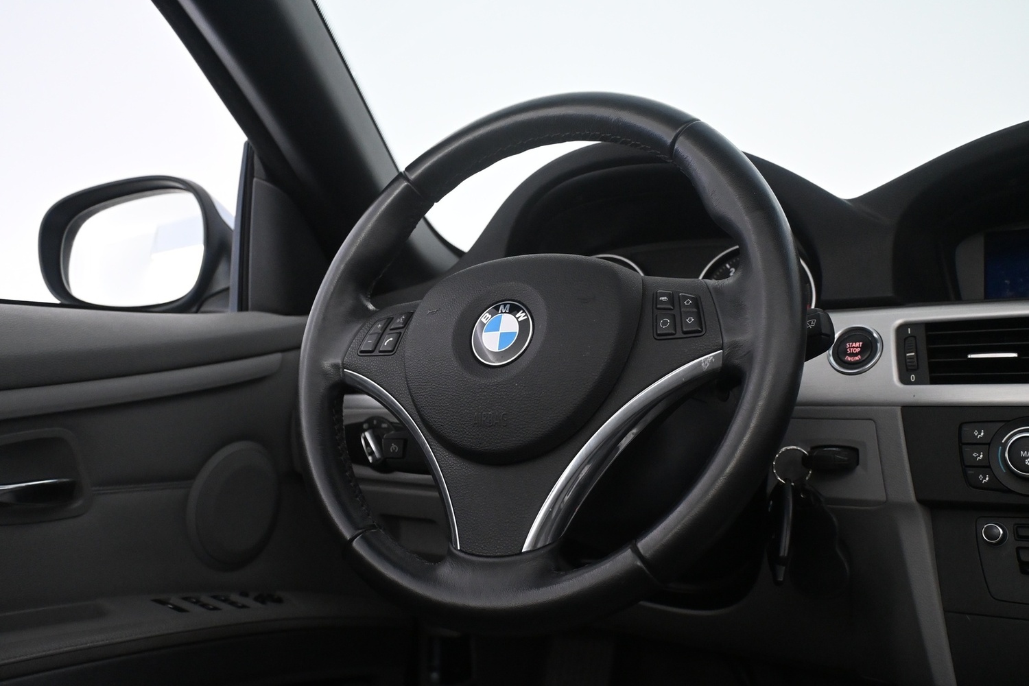 BMW 330 vaihtoauto