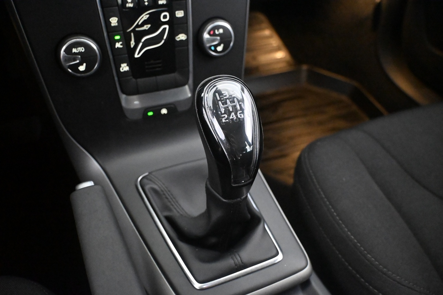 Volvo V40 vaihtoauto