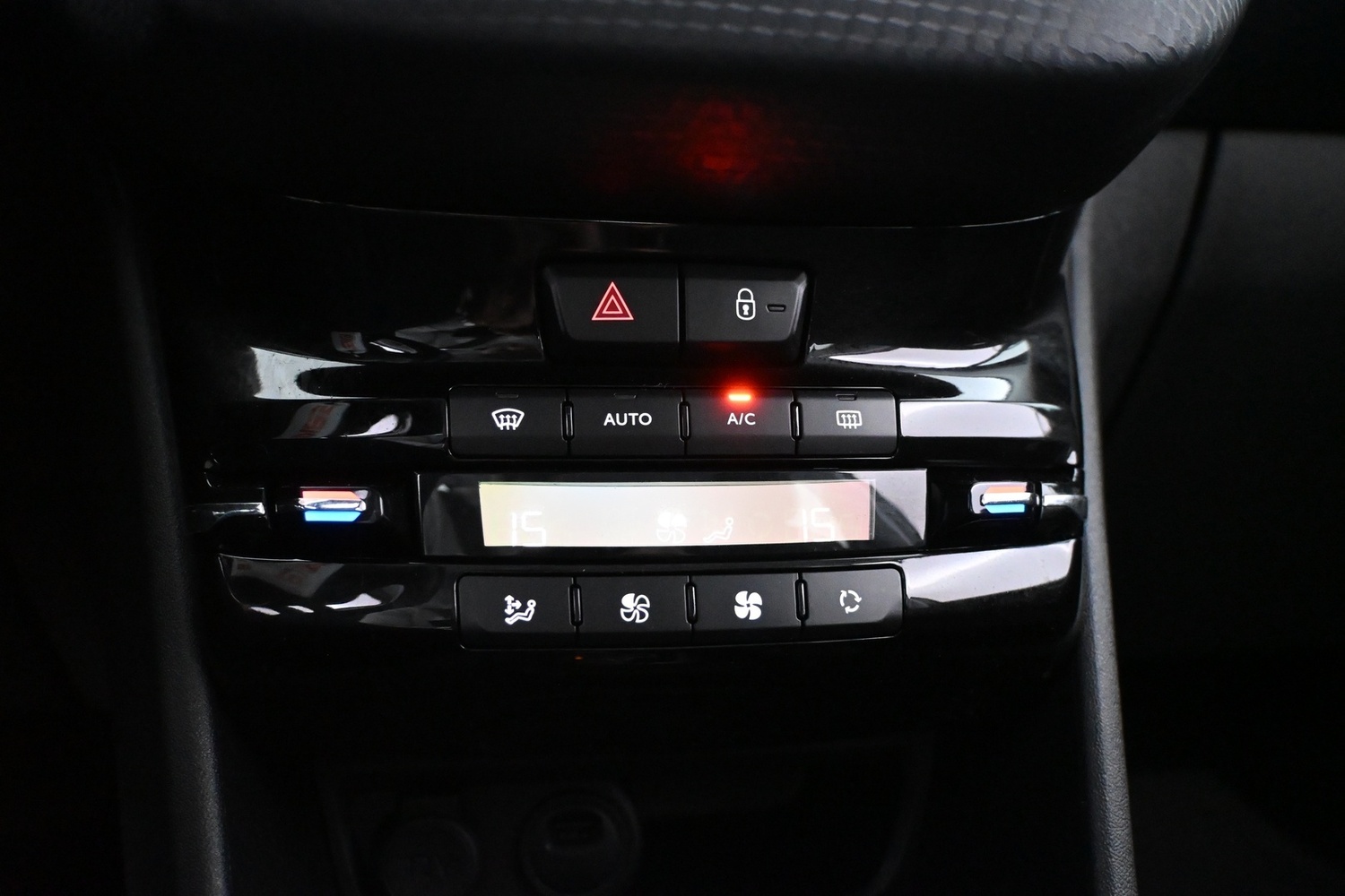 Peugeot 208 vaihtoauto