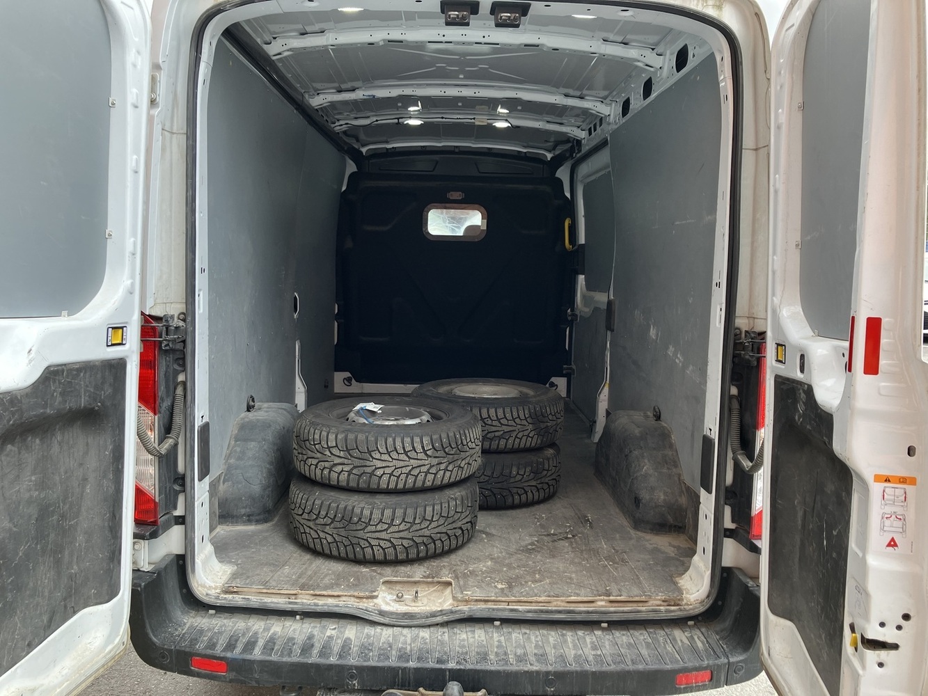 Ford Transit vaihtoauto