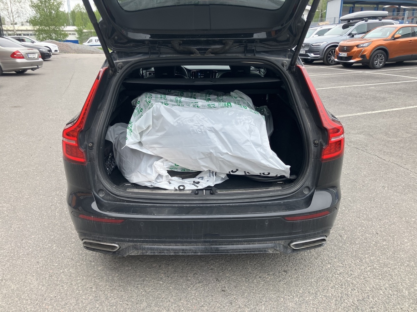 Volvo V60 vaihtoauto