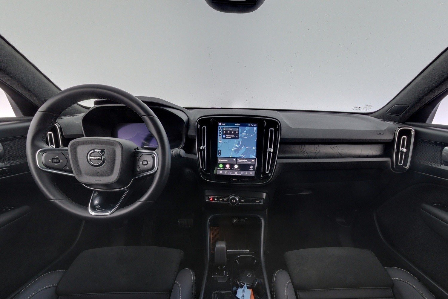 Volvo C40 vaihtoauto