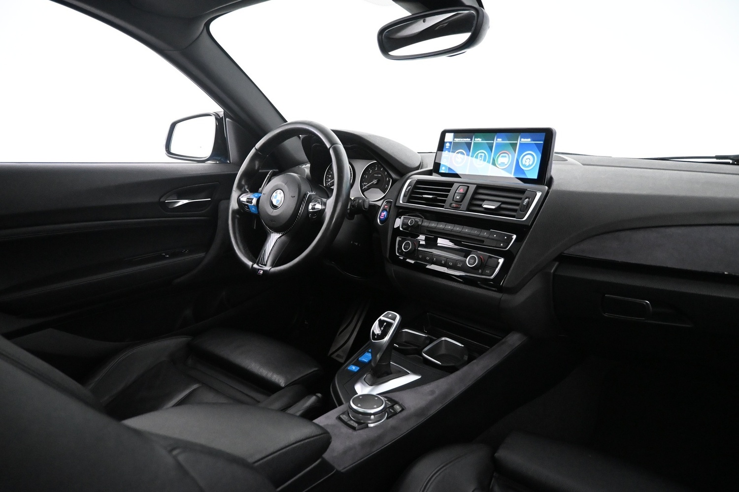 BMW M235i vaihtoauto