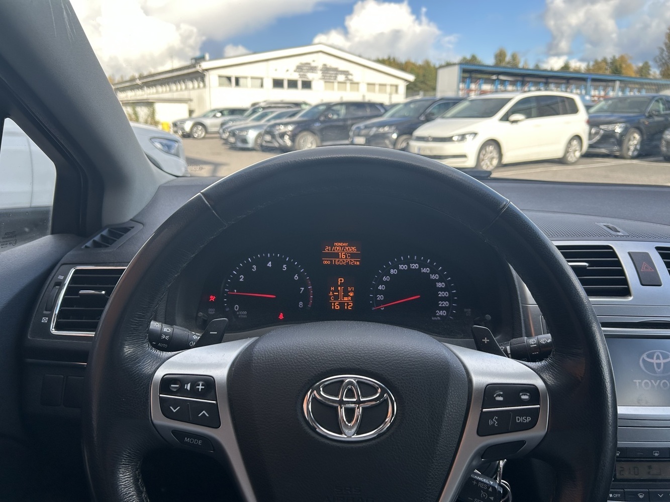 Toyota Avensis vaihtoauto