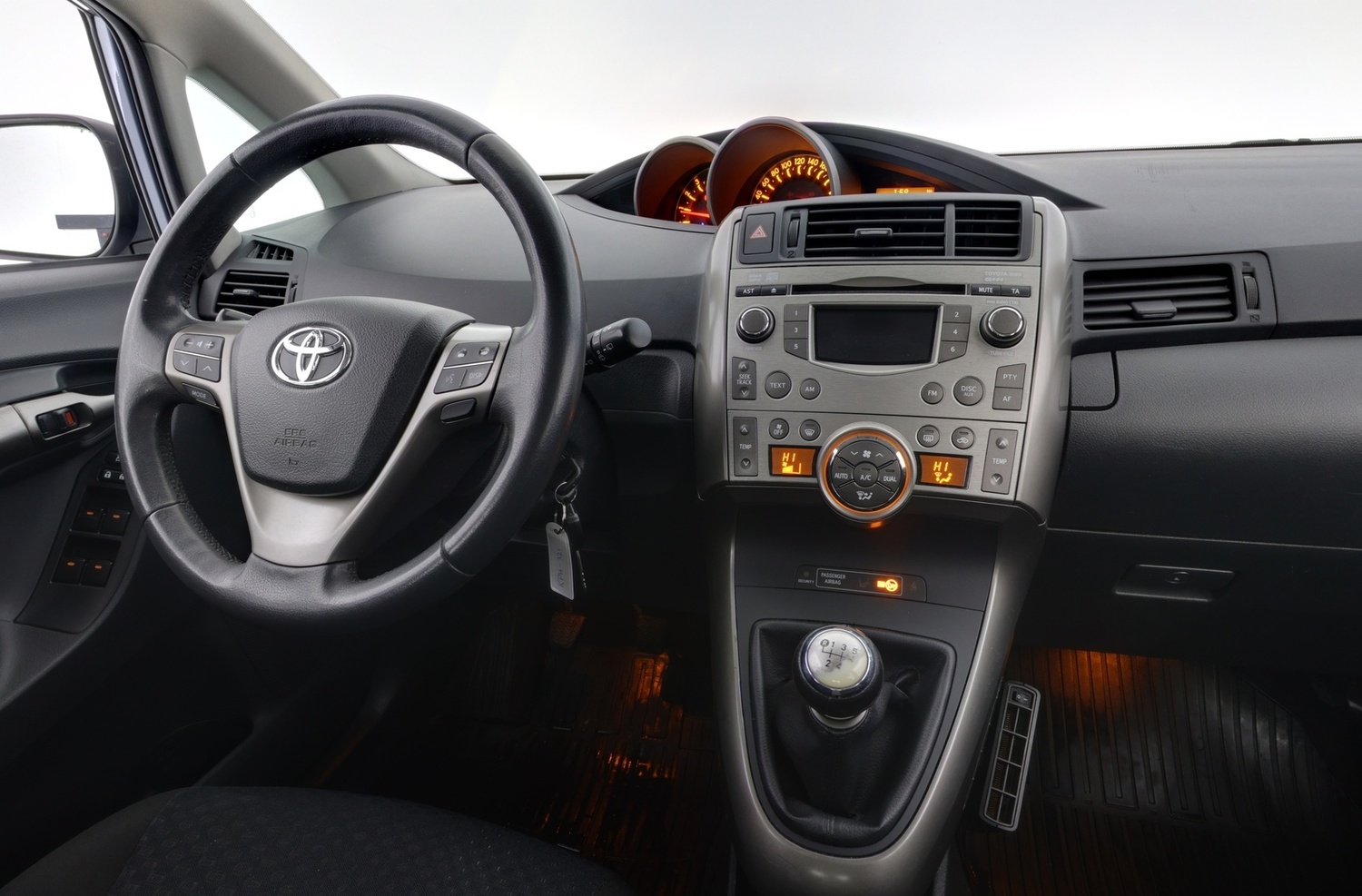 Toyota Verso vaihtoauto