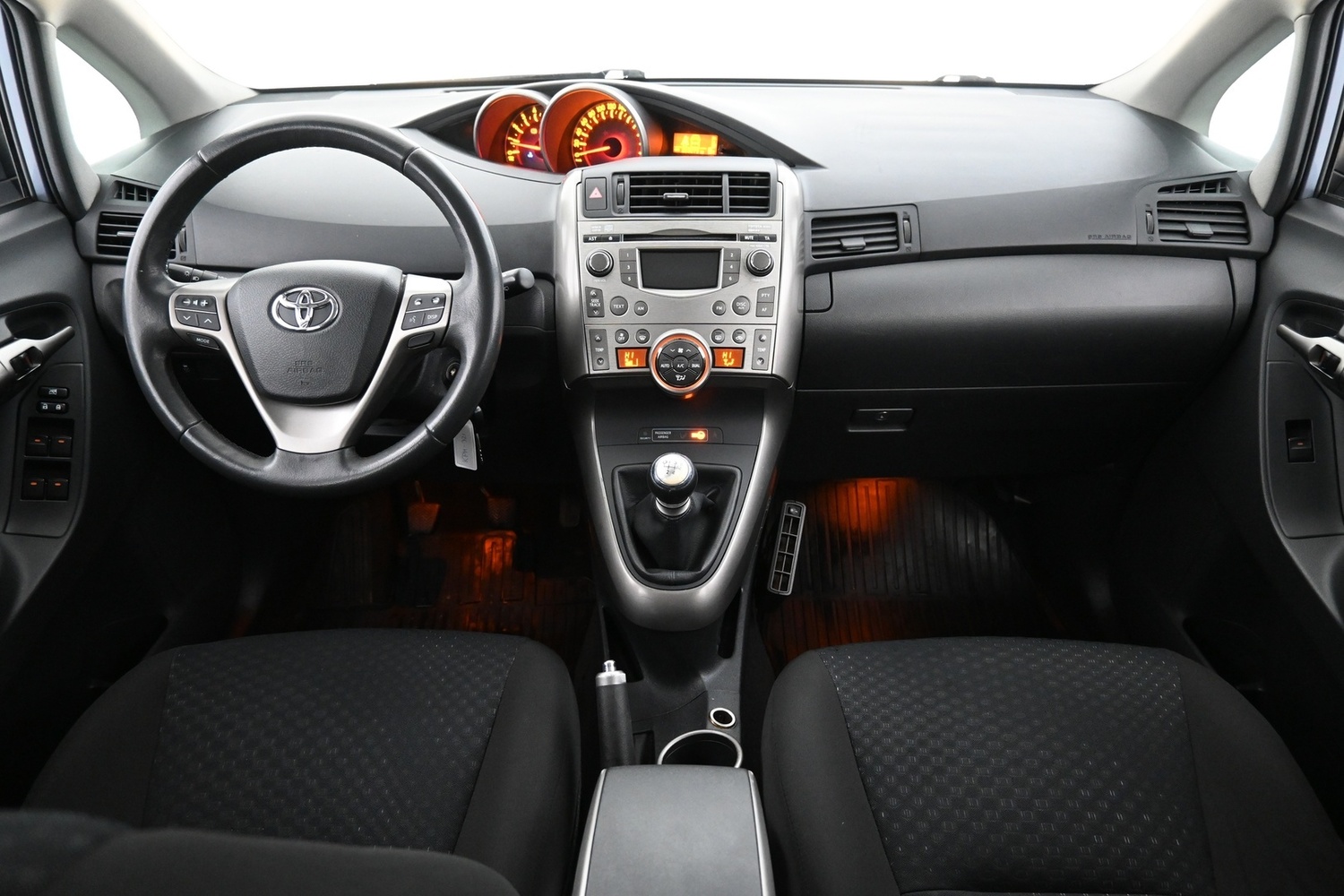 Toyota Verso vaihtoauto
