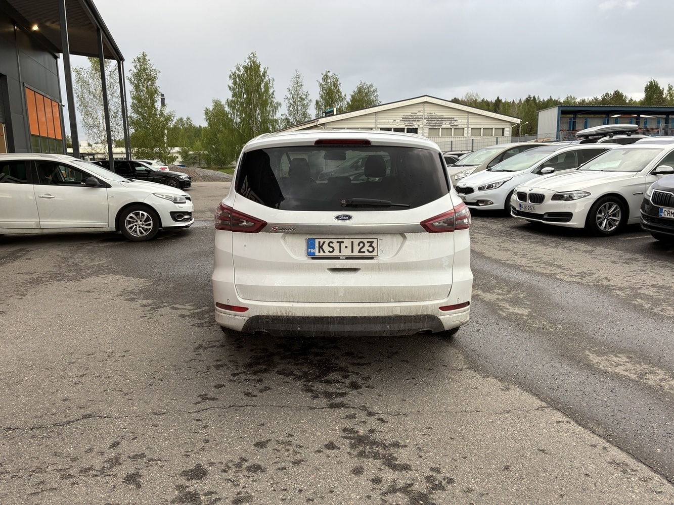 Ford S-MAX vaihtoauto