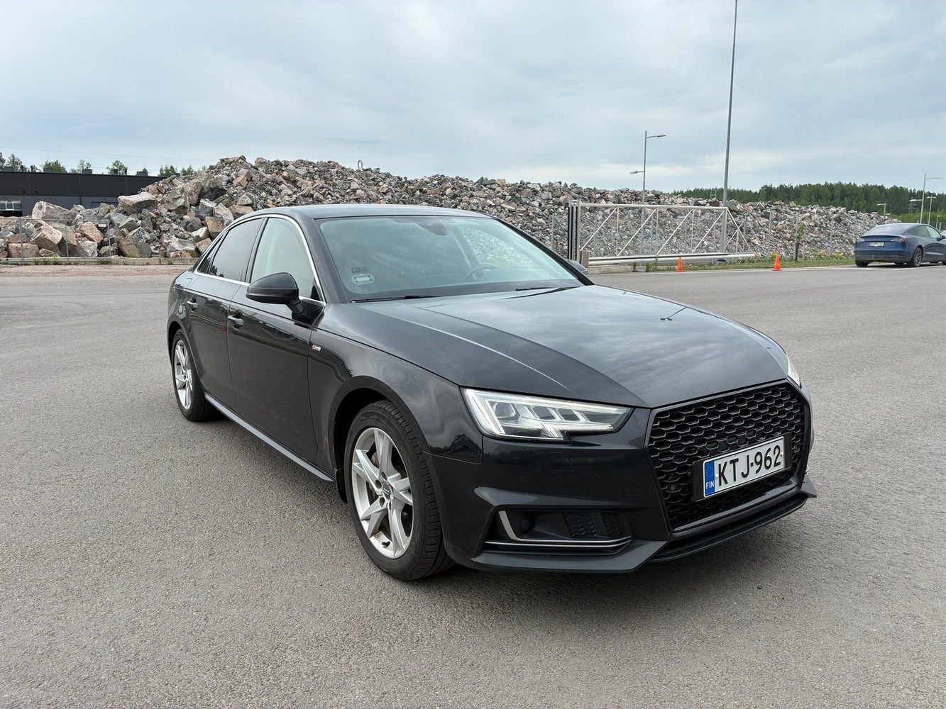 Audi A4 vaihtoauto