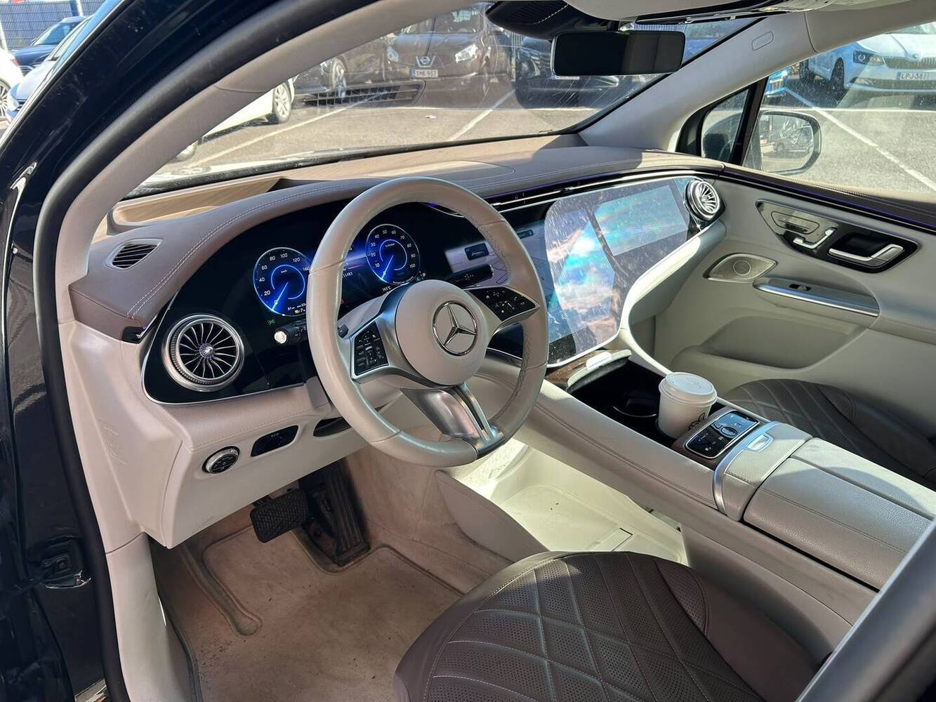 Mercedes-Benz EQE vaihtoauto