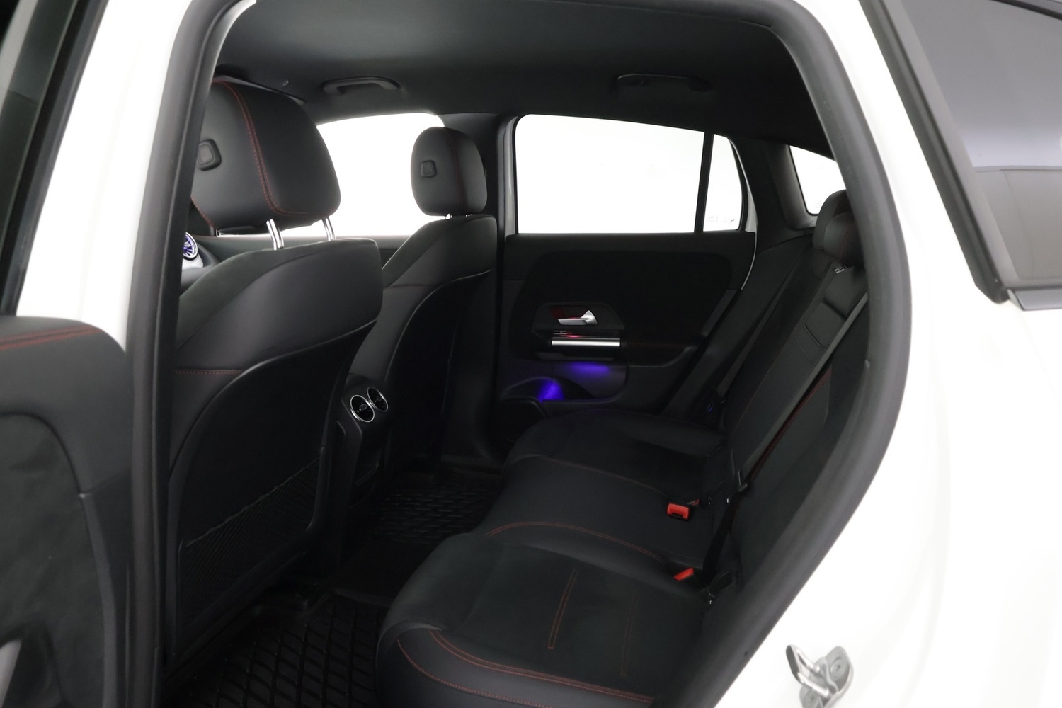 Mercedes-Benz EQA vaihtoauto