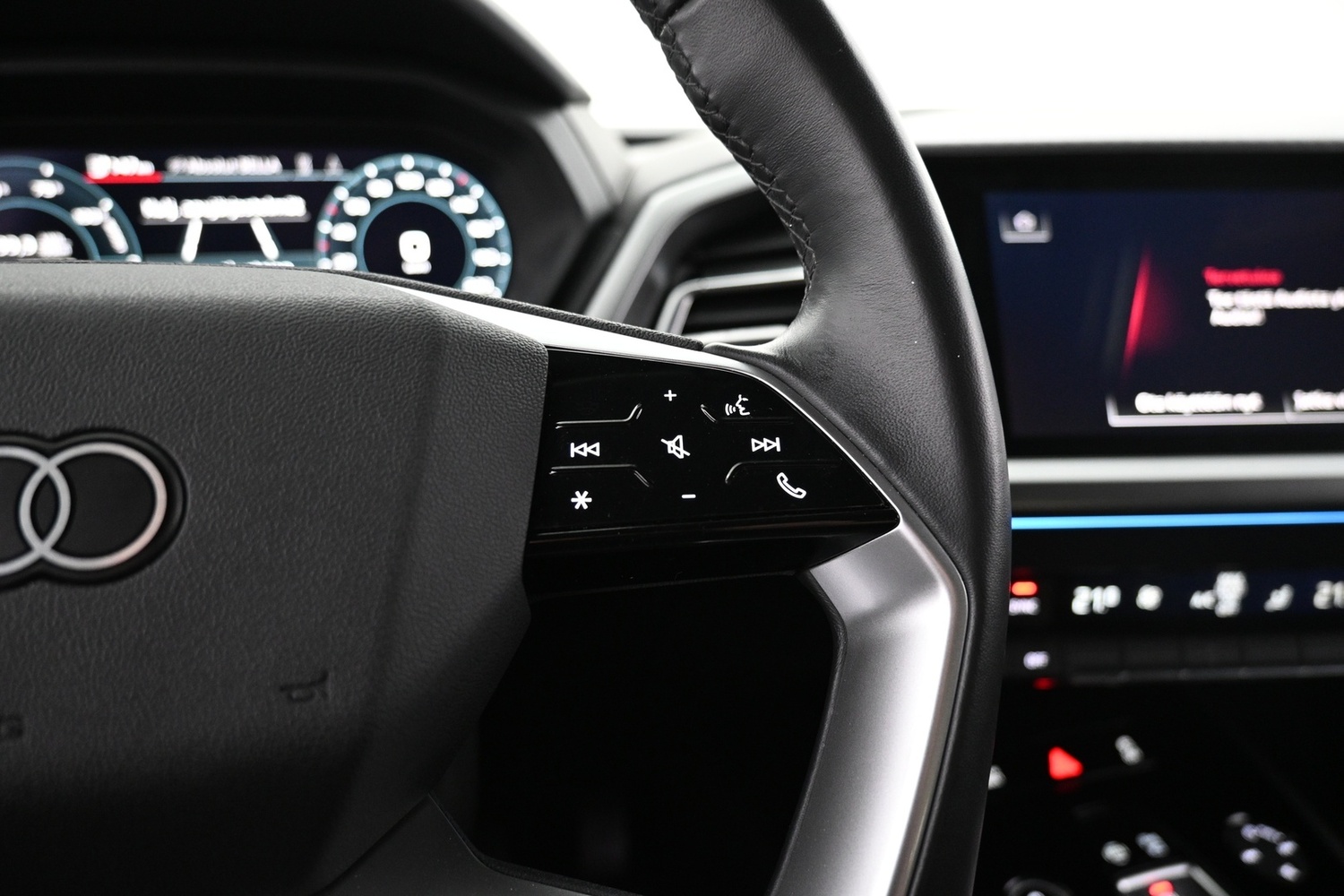 Audi Q4 e-tron vaihtoauto