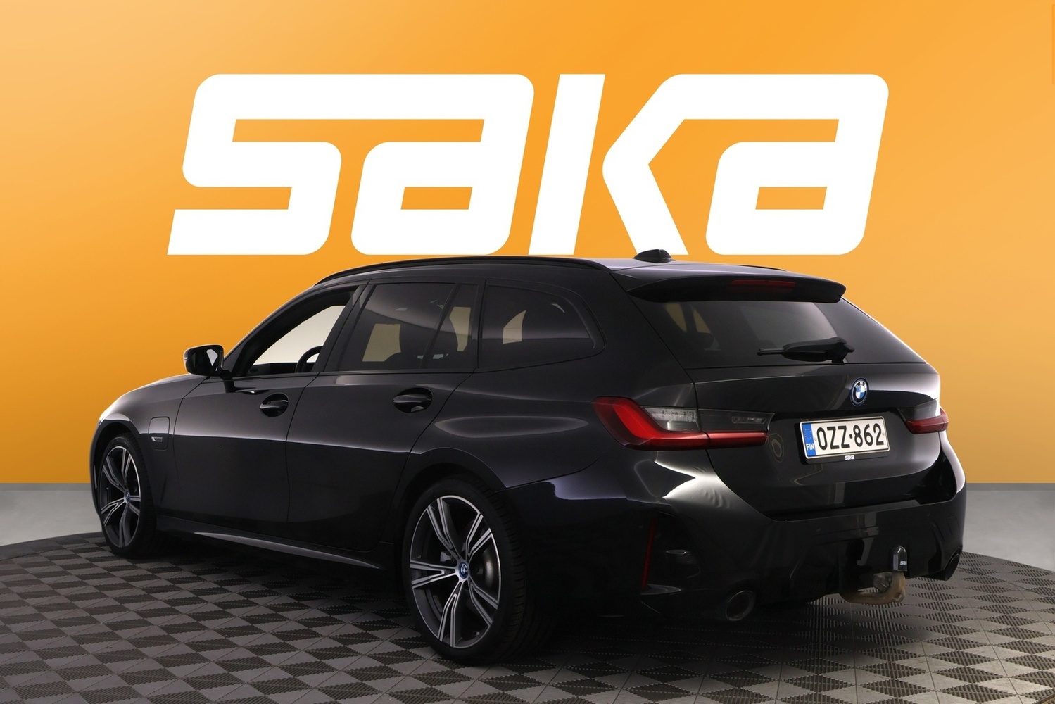 BMW 330 vaihtoauto