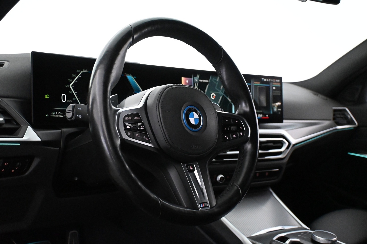 BMW 330 vaihtoauto