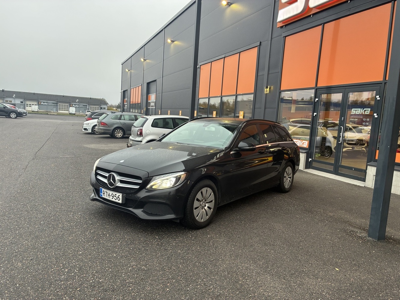 Mercedes-Benz C vaihtoauto