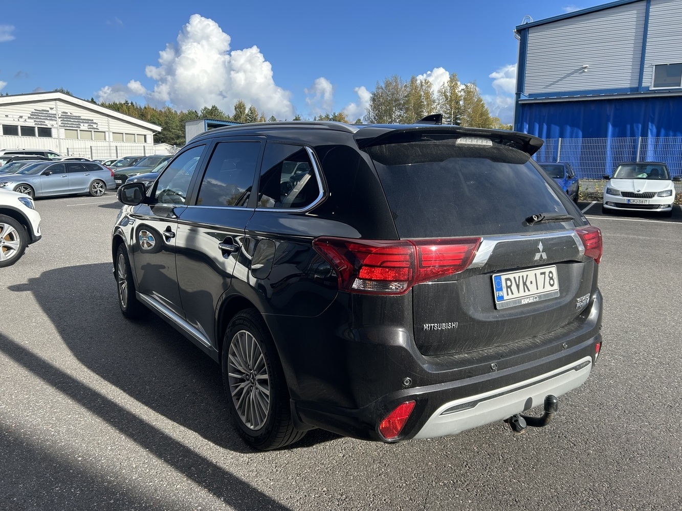 Mitsubishi Outlander PHEV vaihtoauto