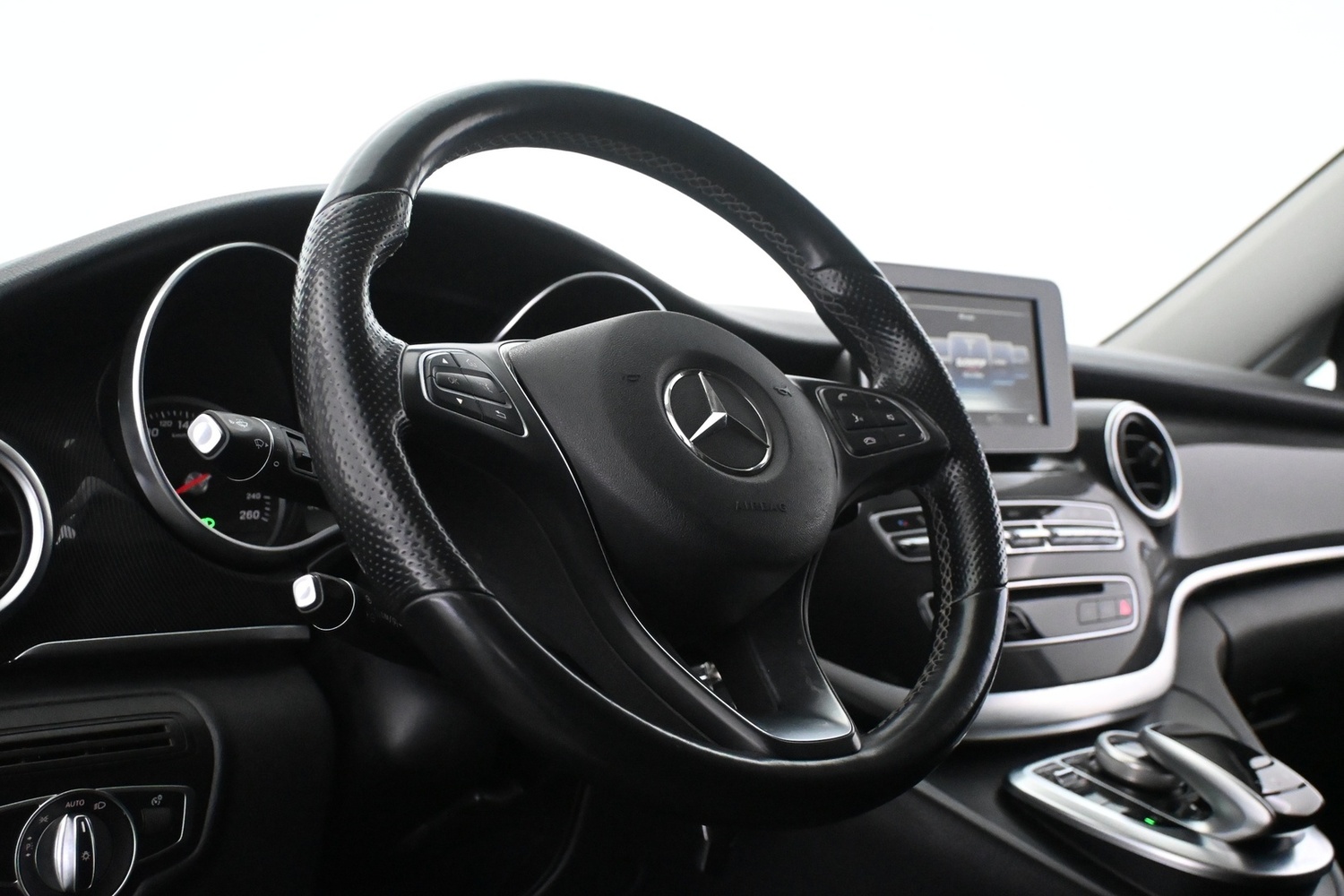 Mercedes-Benz V vaihtoauto