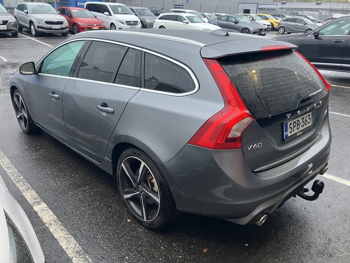 Volvo V60 vaihtoauto