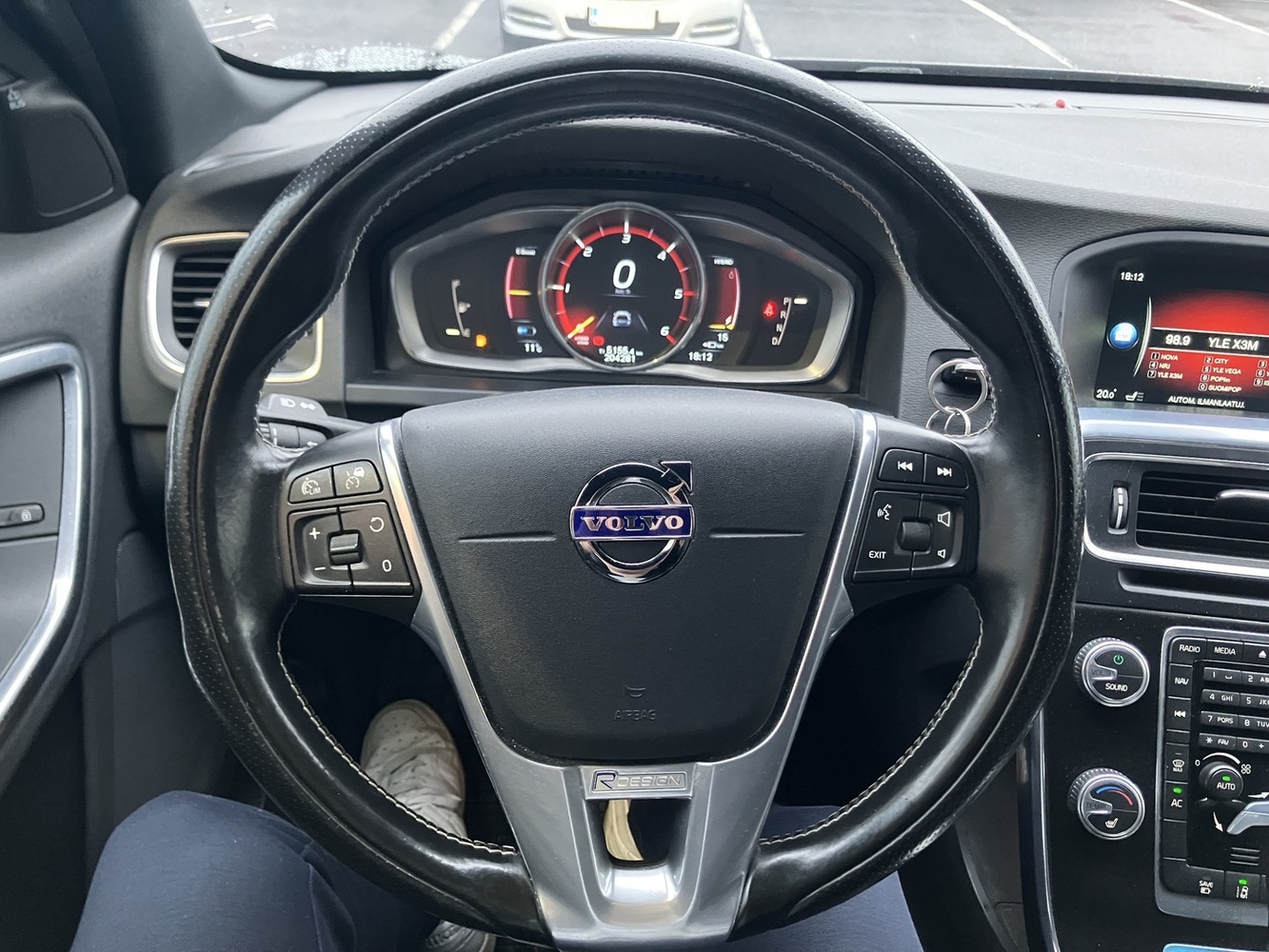 Volvo V60 vaihtoauto