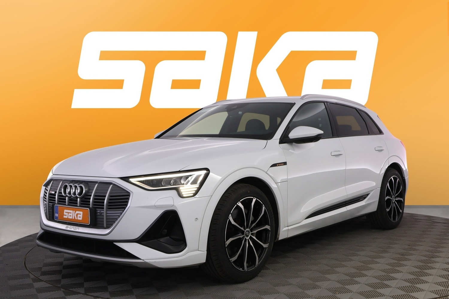 Audi e-tron vaihtoauto