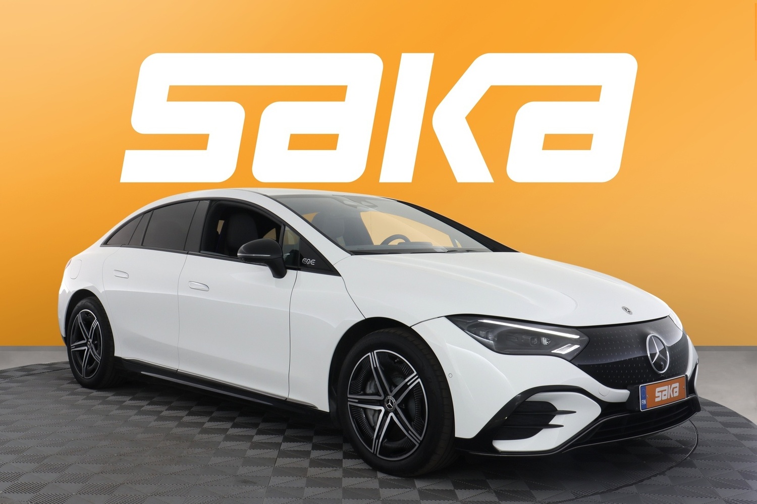 Mercedes-Benz EQE vaihtoauto