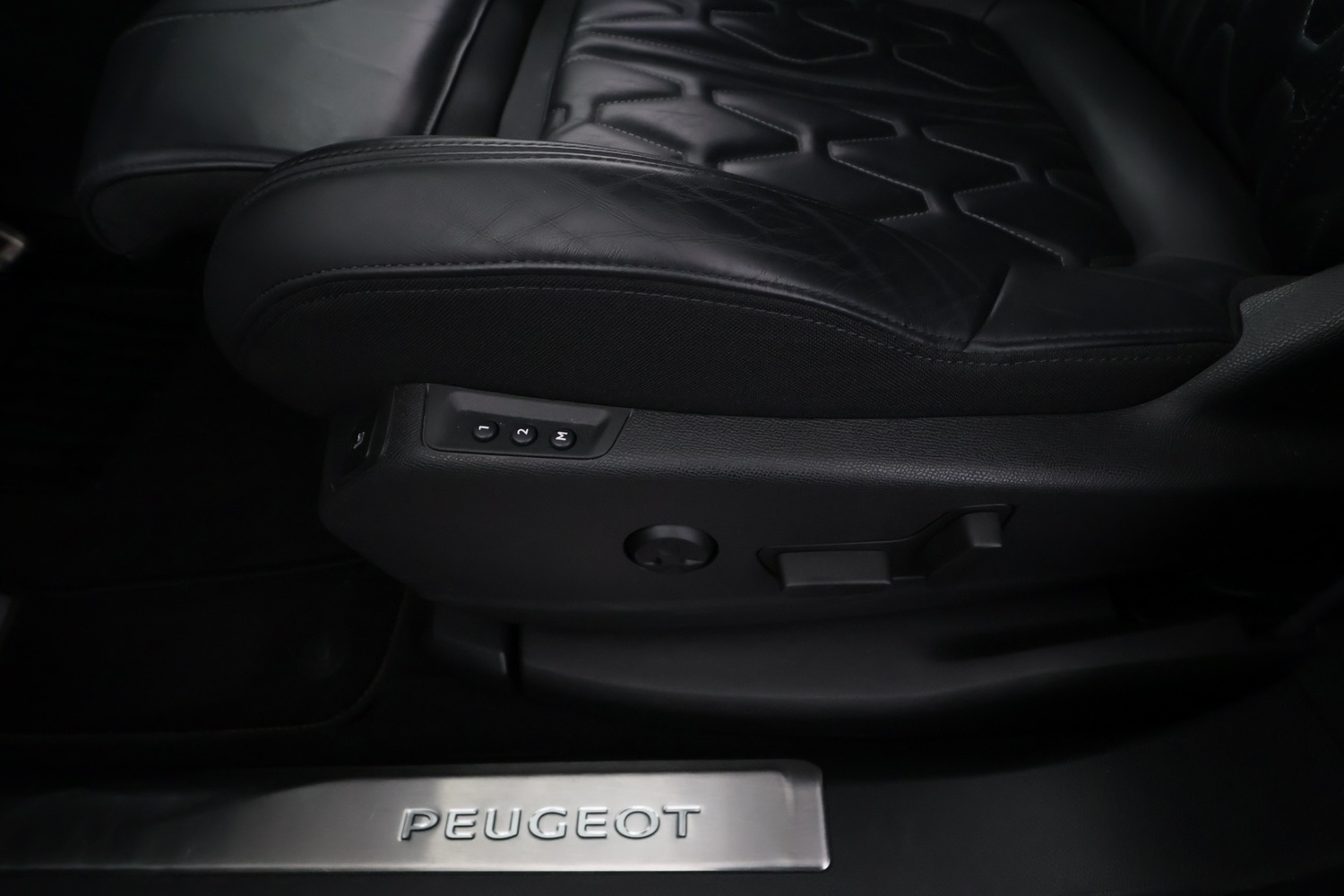 Peugeot 3008 vaihtoauto