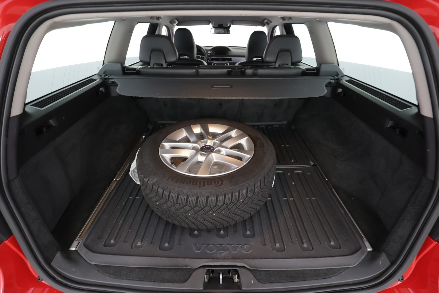 Volvo V70 vaihtoauto