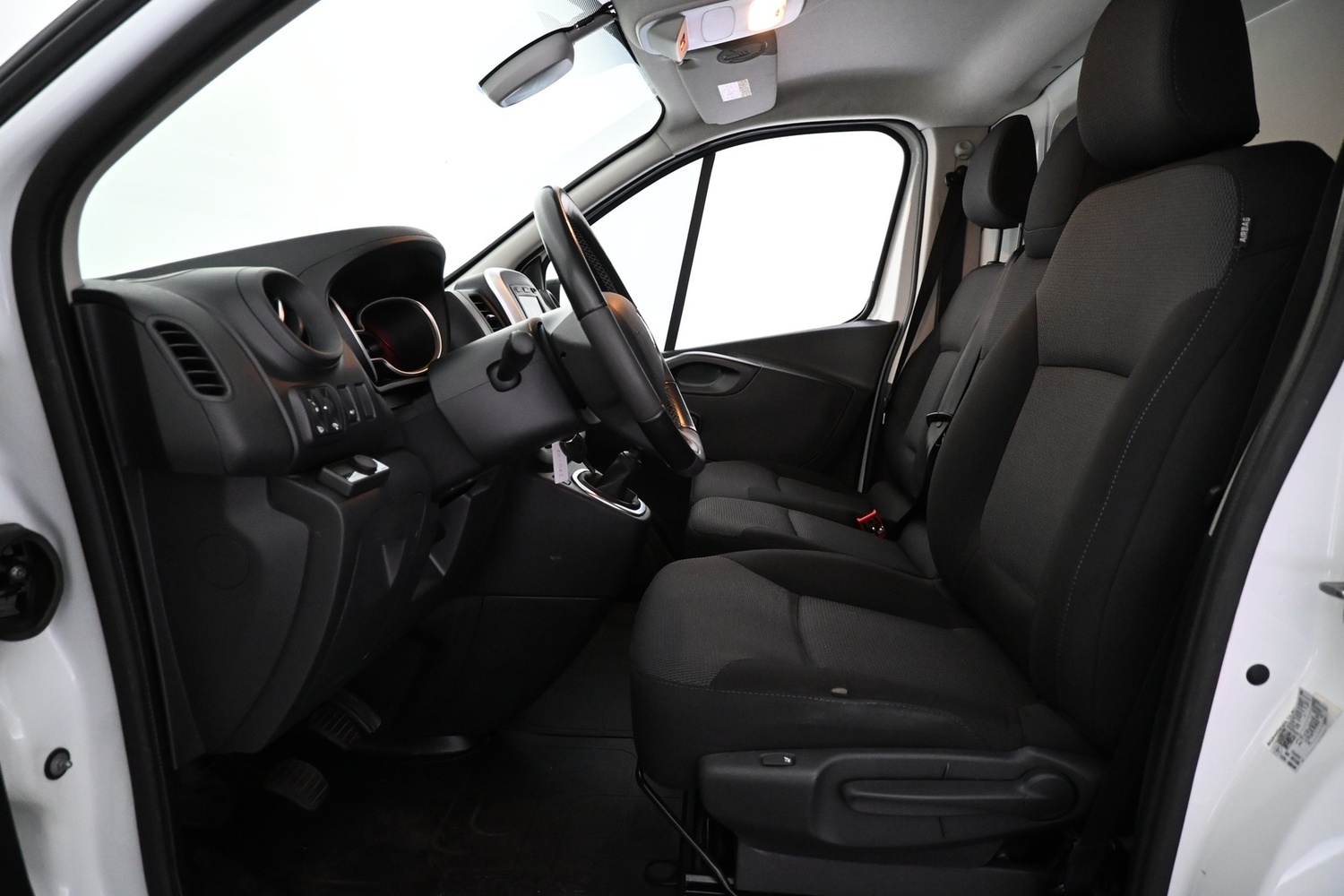 Renault Trafic vaihtoauto