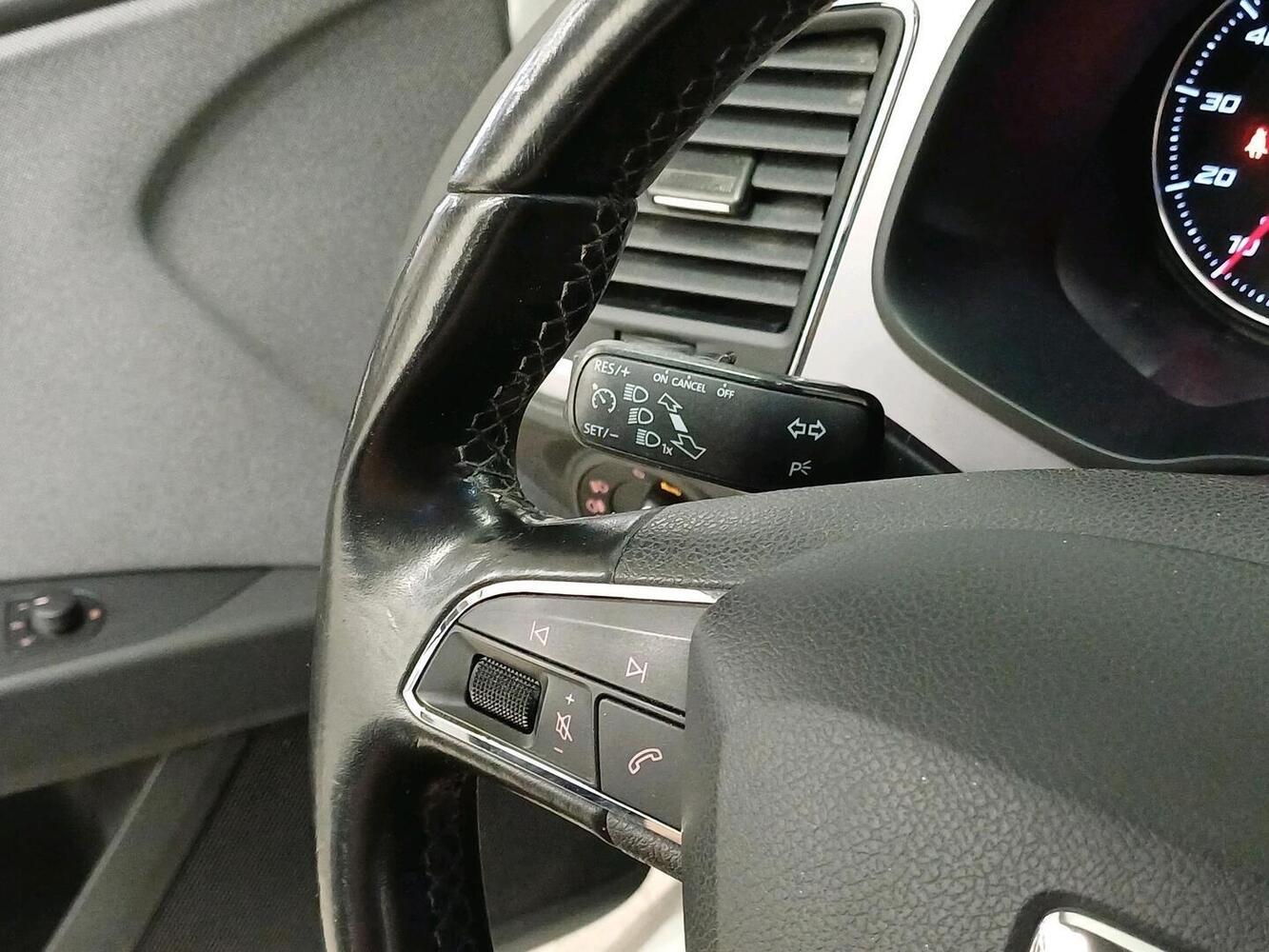 SEAT Leon vaihtoauto
