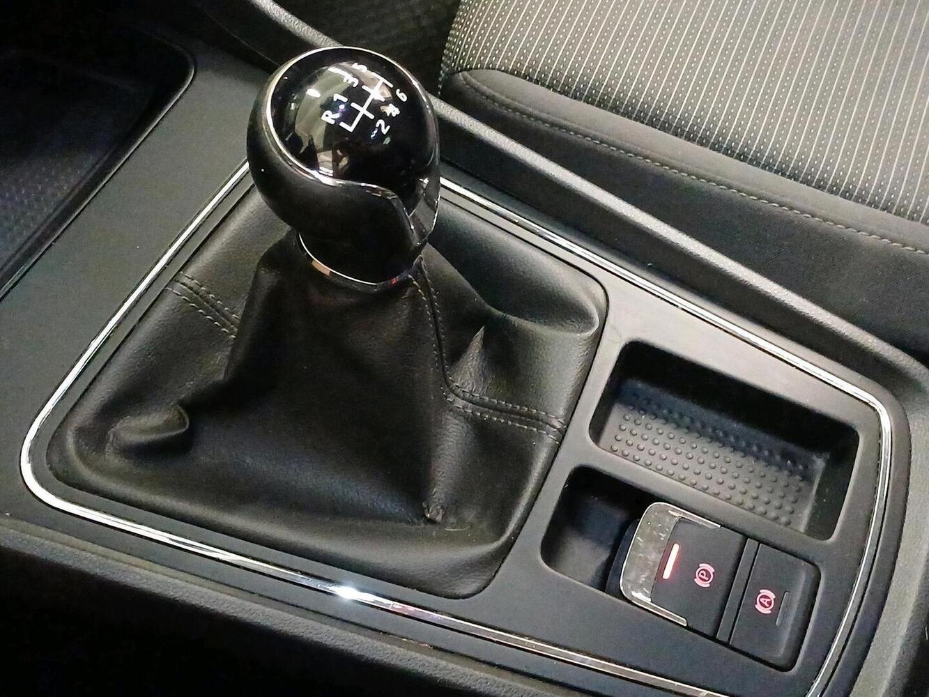 SEAT Leon vaihtoauto