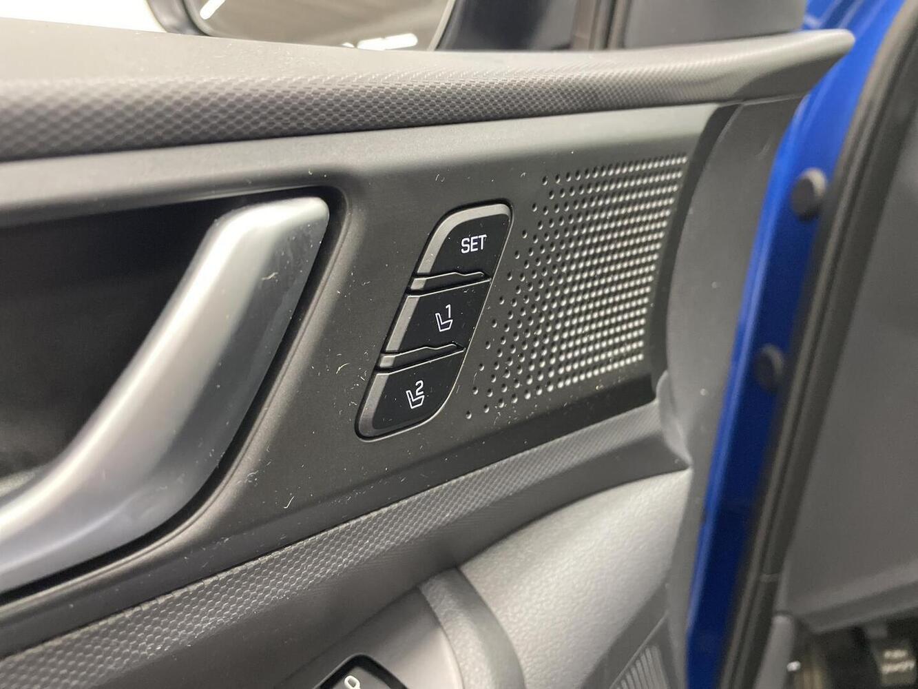 Hyundai IONIQ plug-in vaihtoauto
