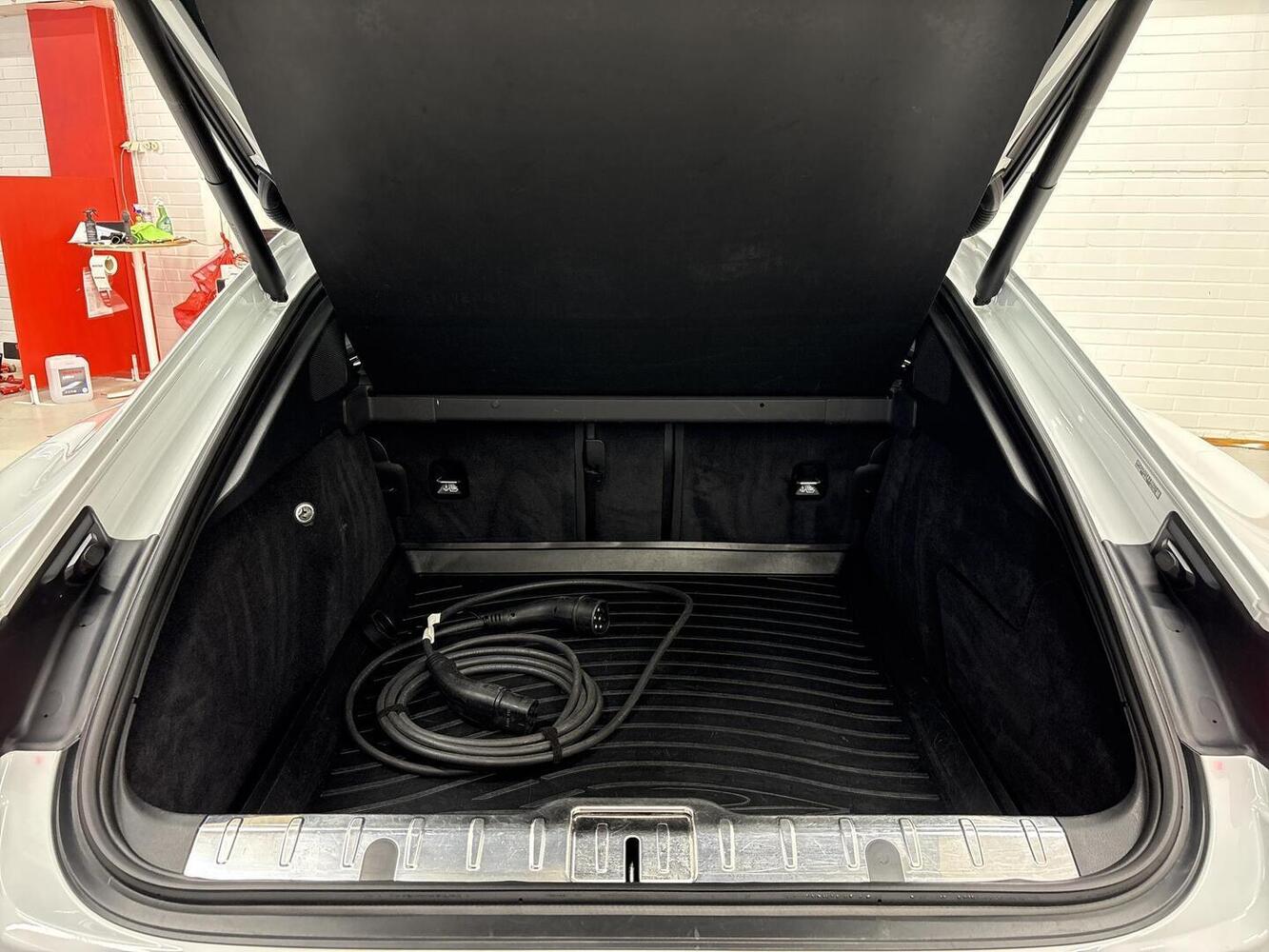 Porsche Panamera vaihtoauto
