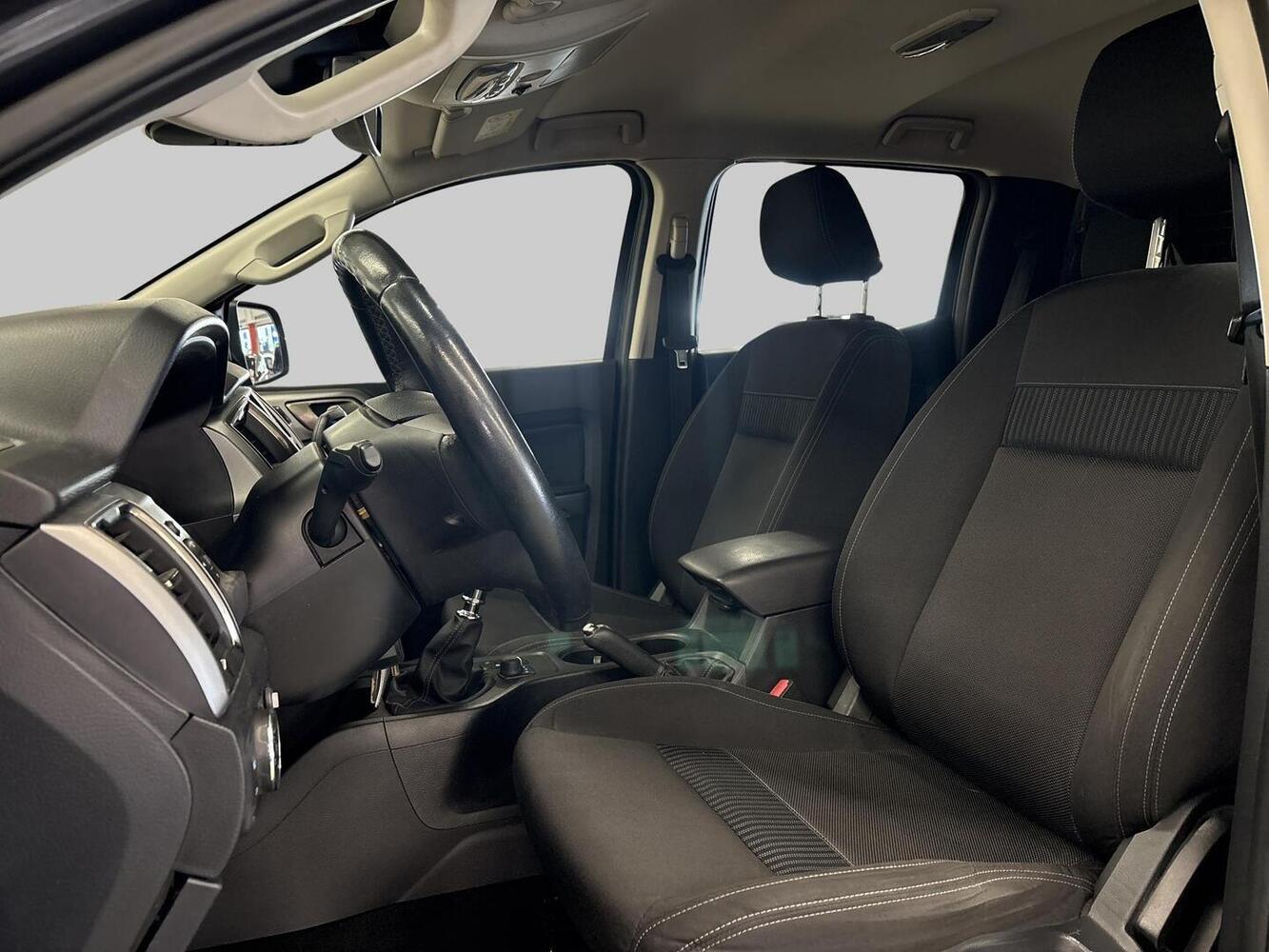 Ford Ranger vaihtoauto