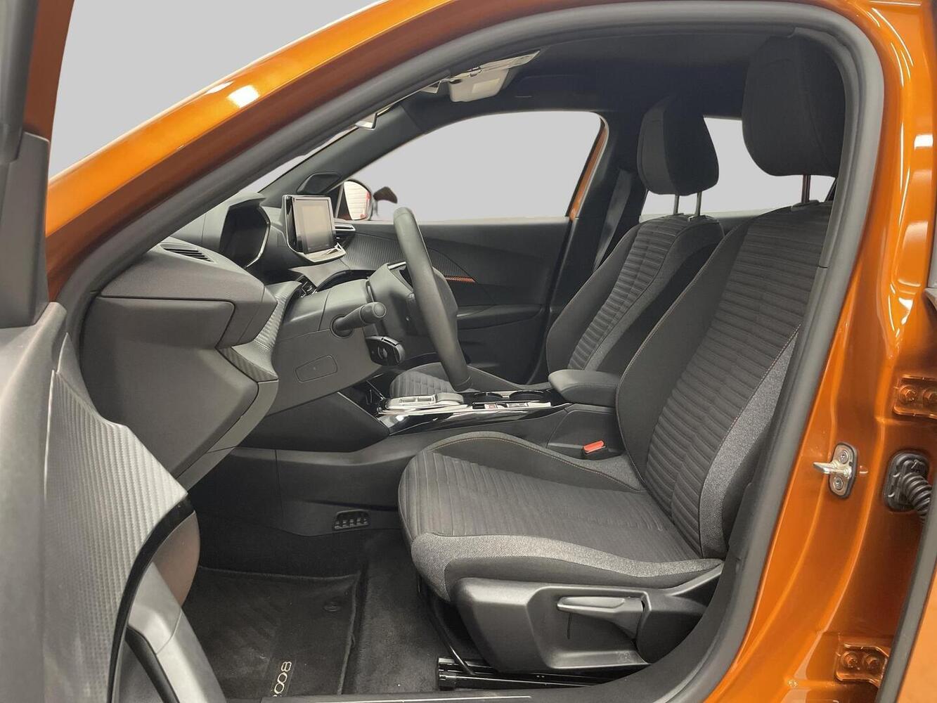Peugeot e-2008 vaihtoauto