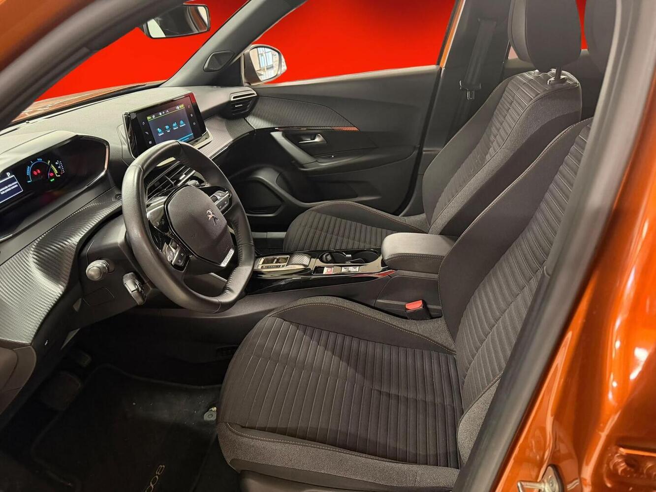 Peugeot e-2008 vaihtoauto