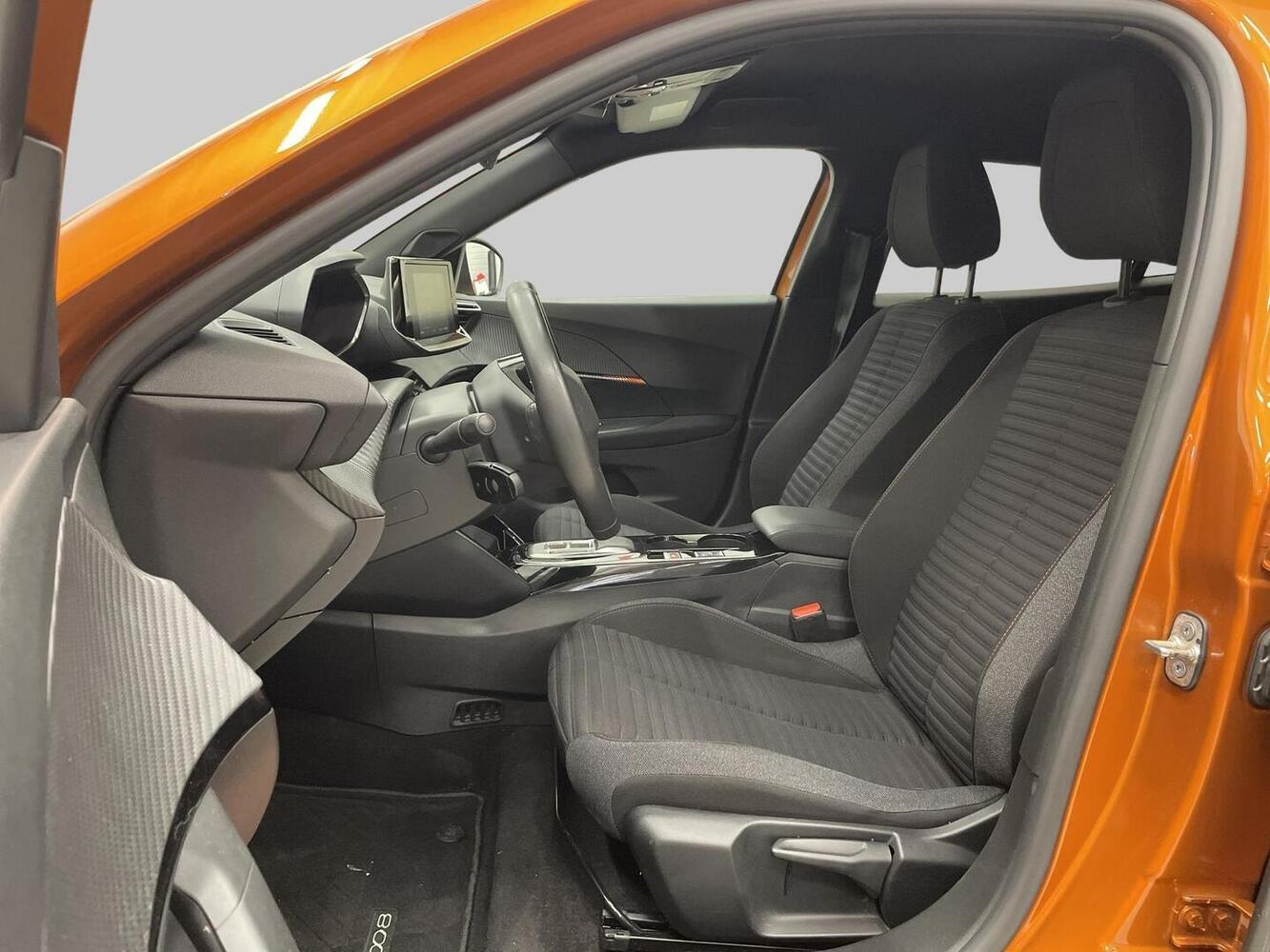 Peugeot e-2008 vaihtoauto